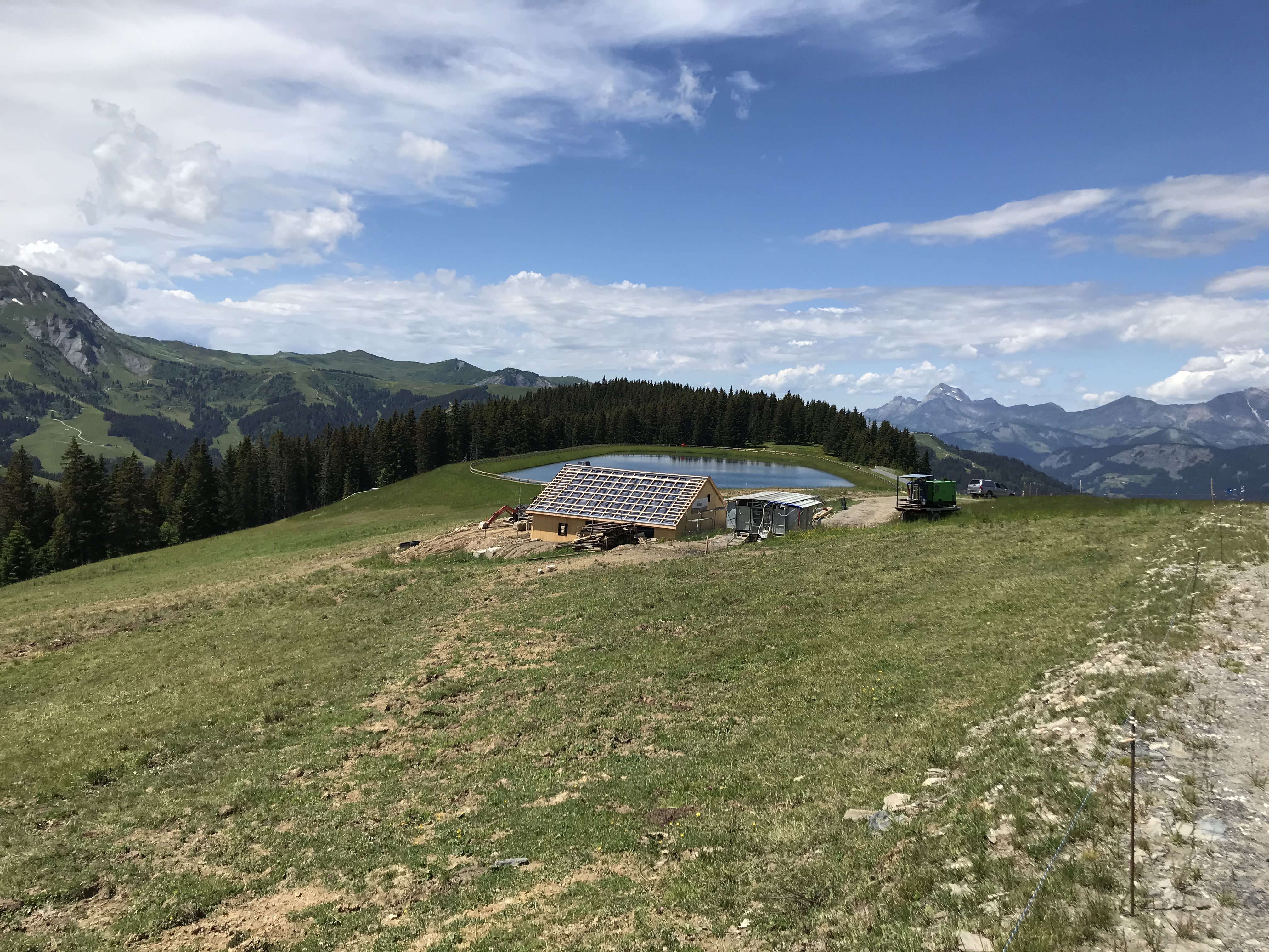 JOUX….Au grand air dans les alpages savoyards